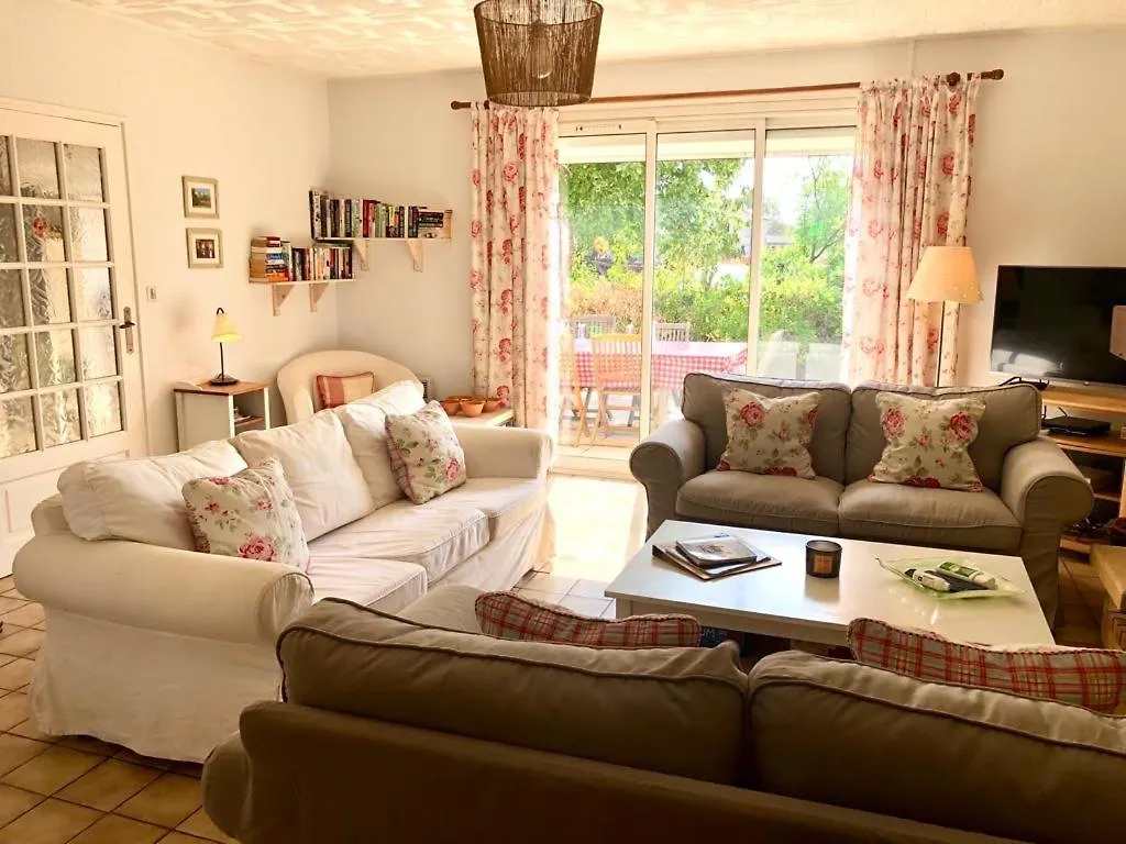 Le Bourg Villa Concots